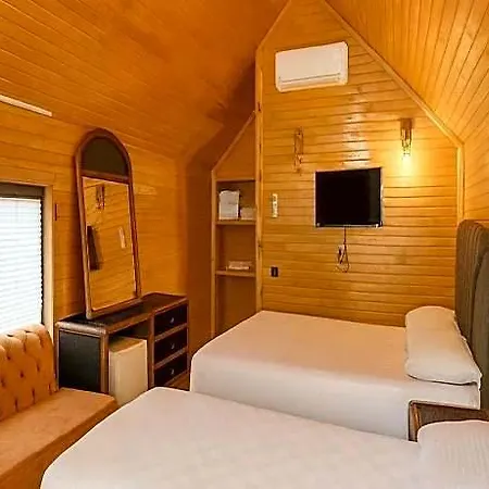 White Country Villages Hotel